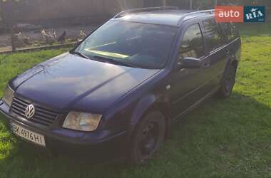 Универсал Volkswagen Bora 1999 в Сарнах