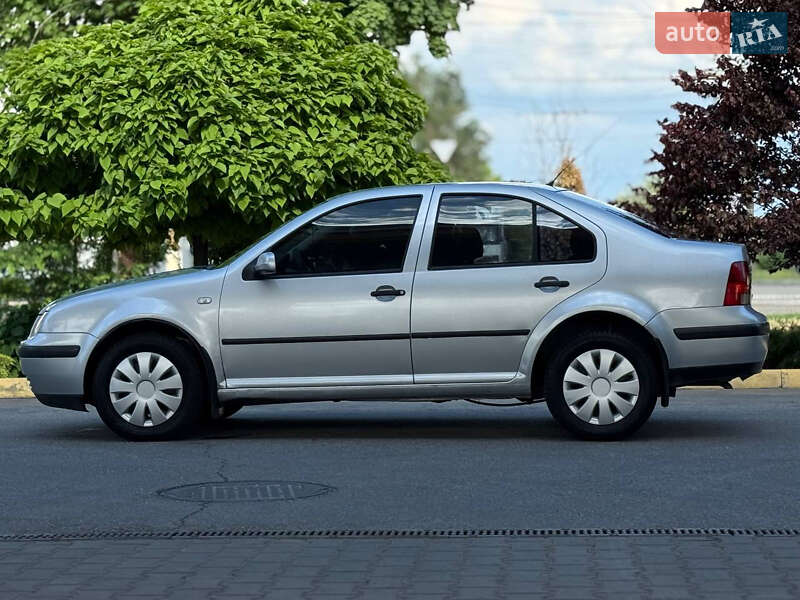 Седан Volkswagen Bora 2003 в Дніпрі