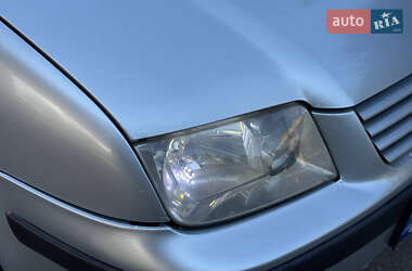 Седан Volkswagen Bora 2003 в 