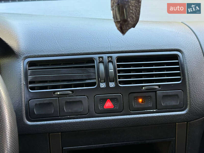 Седан Volkswagen Bora 2003 в Дніпрі