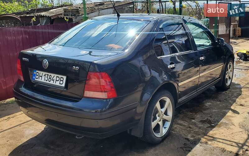 Седан Volkswagen Bora 2003 в Великій Михайлівці