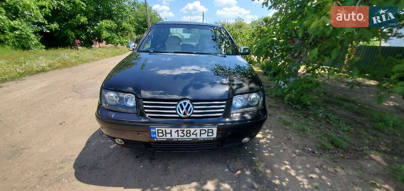 Седан Volkswagen Bora 2003 в Великій Михайлівці