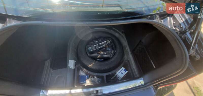 Седан Volkswagen Bora 2003 в Великій Михайлівці