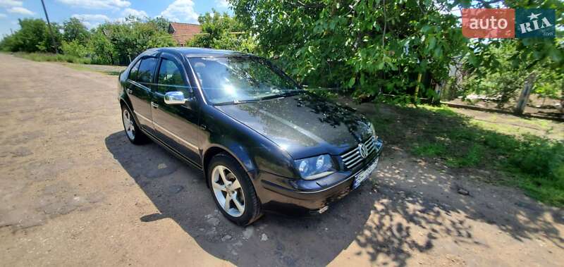 Седан Volkswagen Bora 2003 в Великій Михайлівці