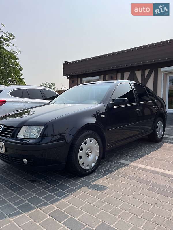Седан Volkswagen Bora 2005 в 