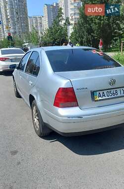 Седан Volkswagen Bora 2004 в 