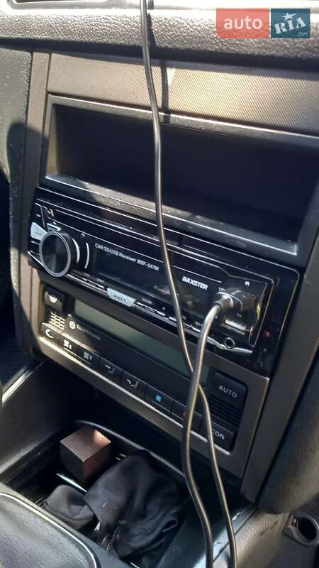 Седан Volkswagen Bora 2004 в Києві