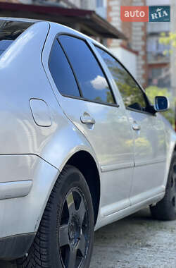 Седан Volkswagen Bora 2000 в 