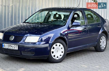 Седан Volkswagen Bora 2000 в Киеве