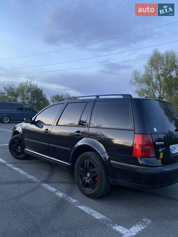 Универсал Volkswagen Bora 2003 в Буче