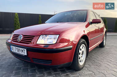 Седан Volkswagen Bora 2001 в Днепре