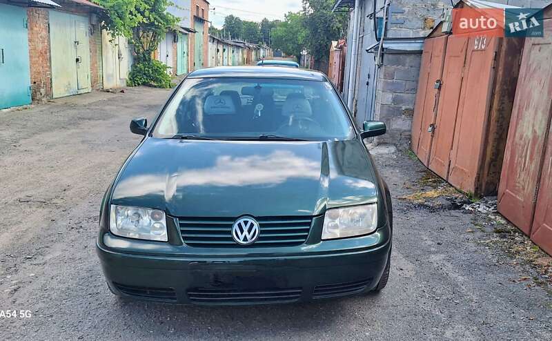 Седан Volkswagen Bora 1998 в Вінниці