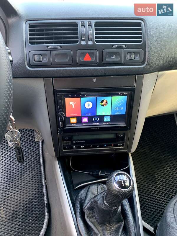 Универсал Volkswagen Bora 1999 в Киеве