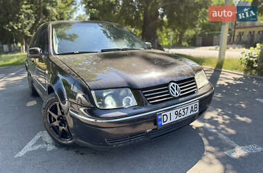Седан Volkswagen Bora 2003 в Вороновице