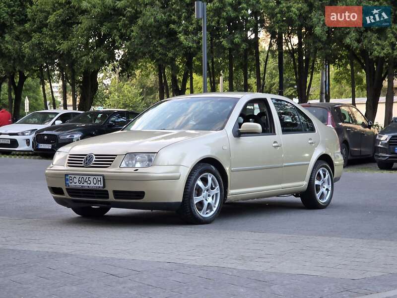 Седан Volkswagen Bora 2002 в Львове