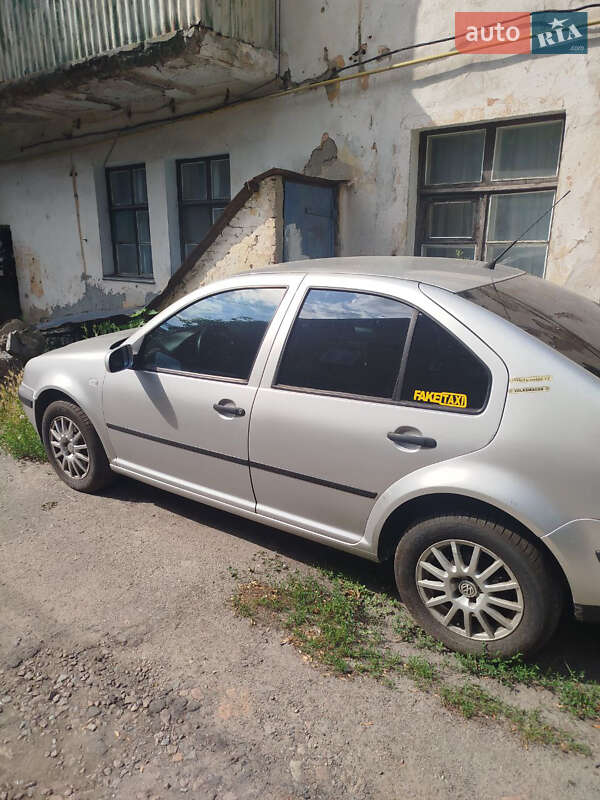 Volkswagen Bora 2003