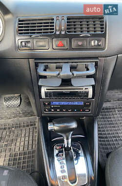 Седан Volkswagen Bora 2001 в 