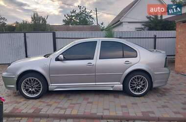 Седан Volkswagen Bora 2000 в Гадяче