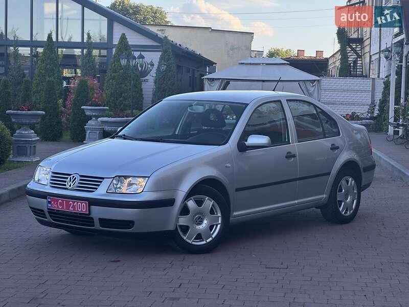 Volkswagen Bora 2000