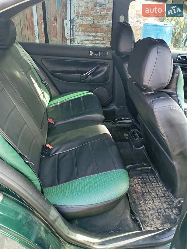 Седан Volkswagen Bora 1998 в Малом Алексине