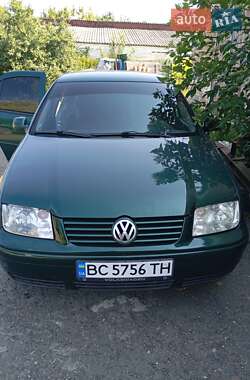 Седан Volkswagen Bora 1998 в Малом Алексине
