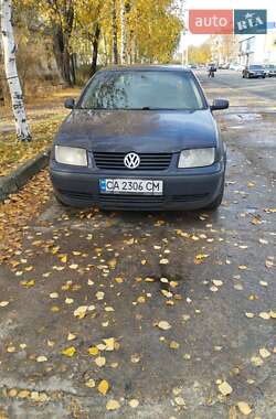 Седан Volkswagen Bora 1998 в Черкассах