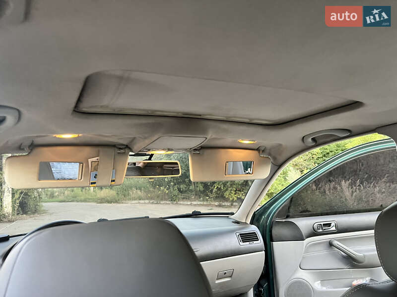 Універсал Volkswagen Bora 1999 в Ізюмі