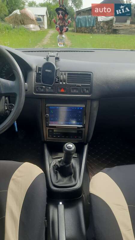 Седан Volkswagen Bora 2004 в Івано-Франківську