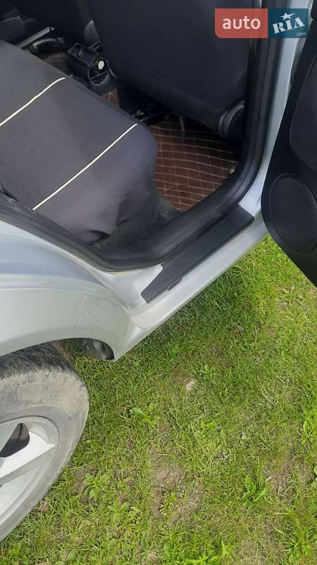 Седан Volkswagen Bora 2004 в Івано-Франківську