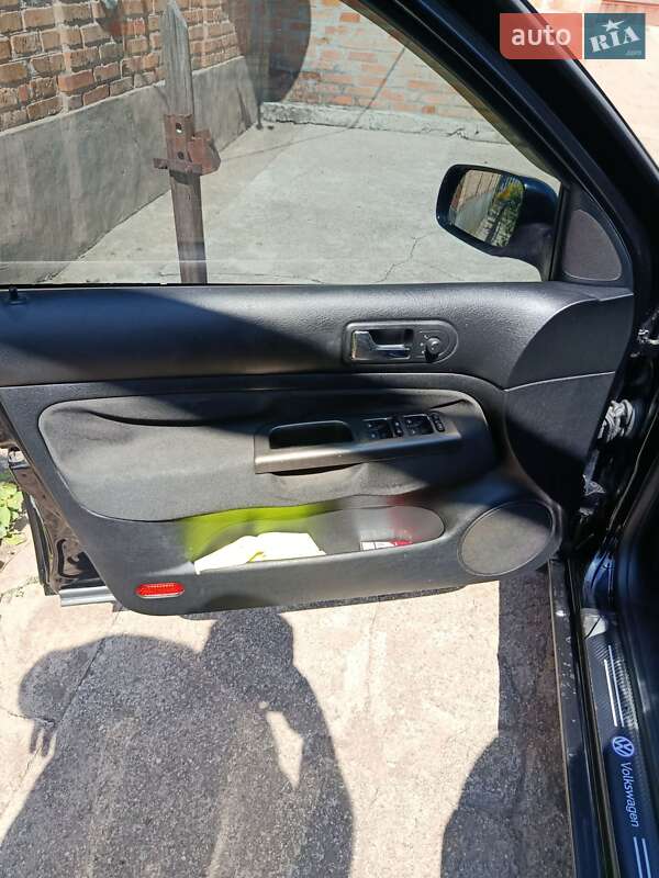 Седан Volkswagen Bora 2003 в Кропивницькому