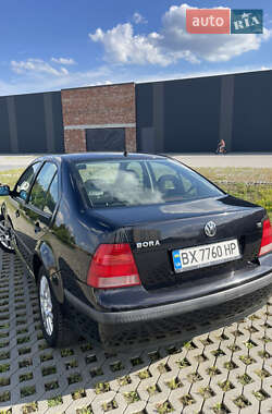 Седан Volkswagen Bora 2001 в  фото 12 Седан Volkswagen Bora 2001 в