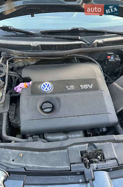 Універсал Volkswagen Bora 2002 в Сарнах