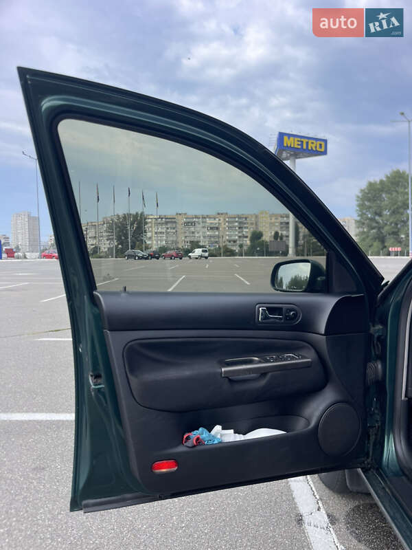 Седан Volkswagen Bora 2002 в Києві фото 19 Седан Volkswagen Bora 2002 в Києві