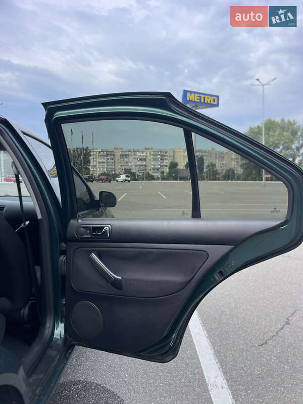 Седан Volkswagen Bora 2002 в Києві фото 34 Седан Volkswagen Bora 2002 в Києві