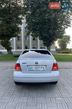 Седан Volkswagen Bora 1998 в Жидачові