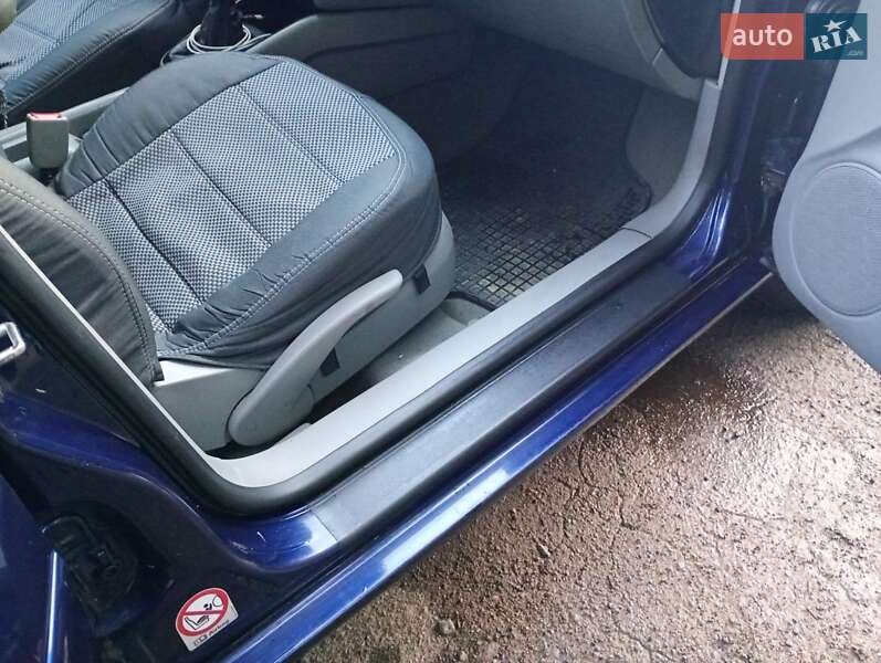 Седан Volkswagen Bora 1999 в Ровно