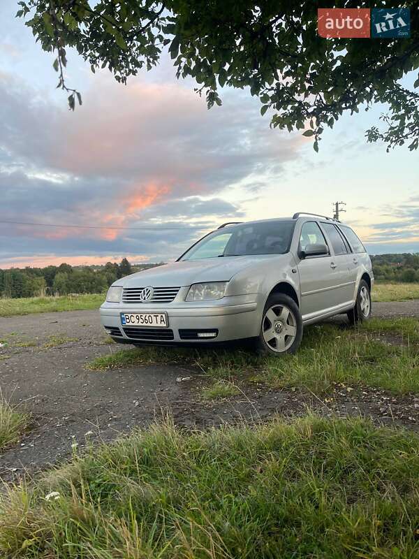 Универсал Volkswagen Bora 2000 в Городке