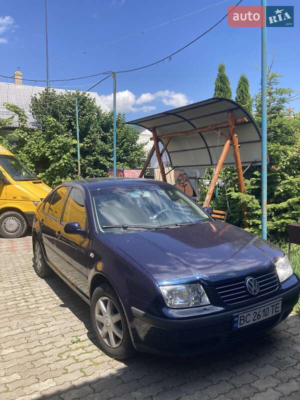 Седан Volkswagen Bora 2003 в Львові