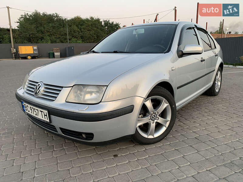 Volkswagen Bora 2000