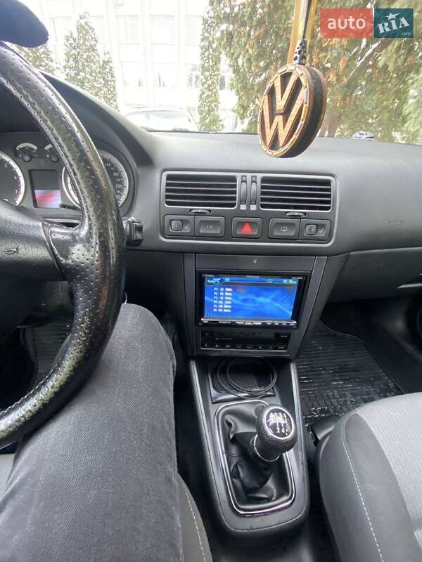 Универсал Volkswagen Bora 2003 в Сумах