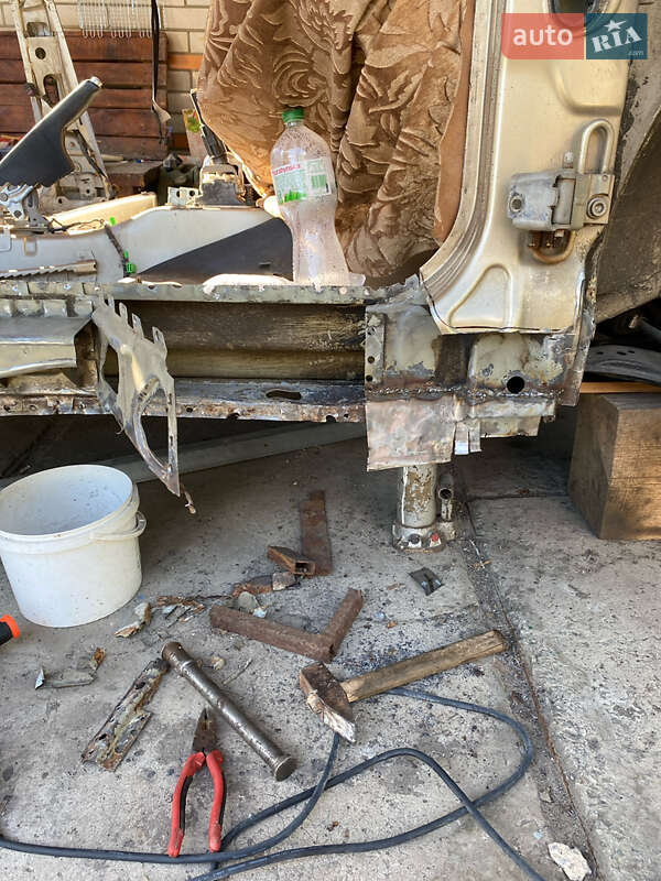 Седан Volkswagen Bora 2002 в Киеве