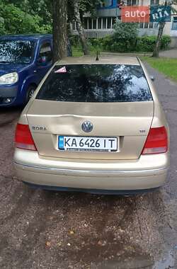 Седан Volkswagen Bora 2003 в Киеве