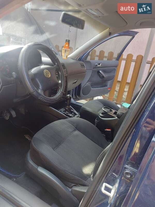 Седан Volkswagen Bora 2000 в Берегово