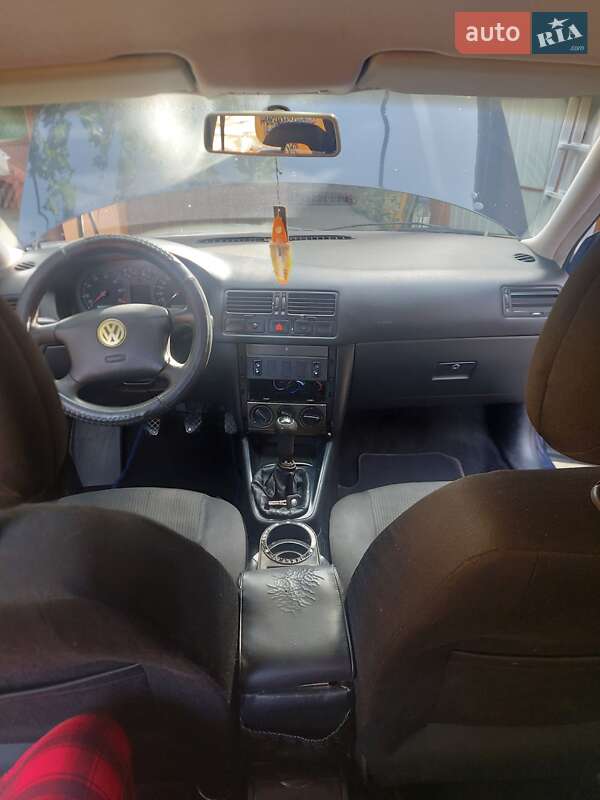 Седан Volkswagen Bora 2000 в Берегово