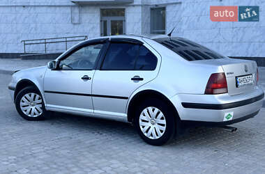 Седан Volkswagen Bora 2003 в 