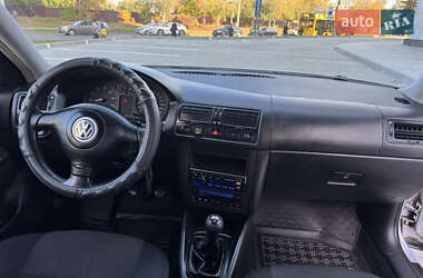 Седан Volkswagen Bora 2003 в 