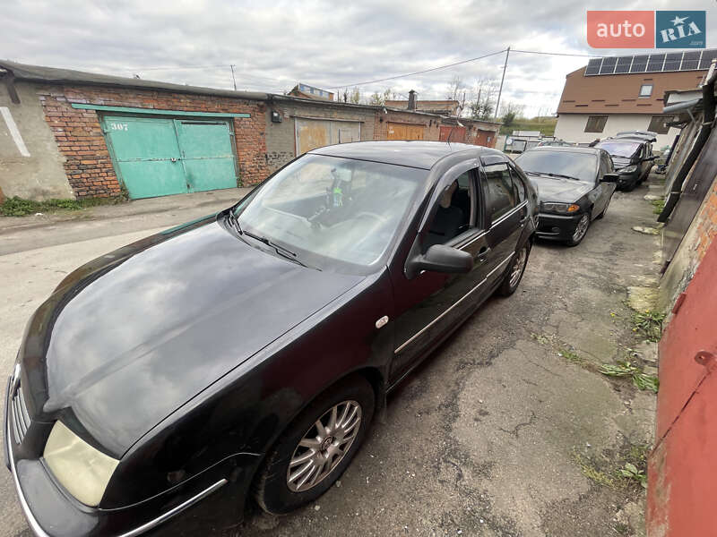 Седан Volkswagen Bora 2002 в Виннице