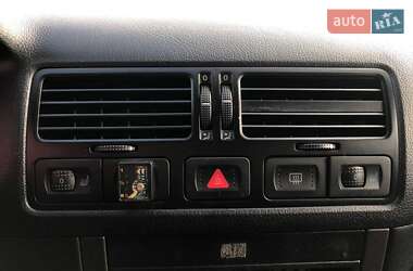 Седан Volkswagen Bora 2004 в 