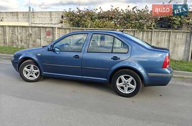Седан Volkswagen Bora 2000 в 