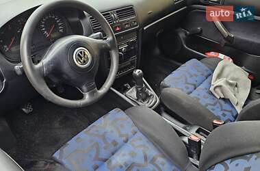 Универсал Volkswagen Bora 1999 в  фото 13 Универсал Volkswagen Bora 1999 в